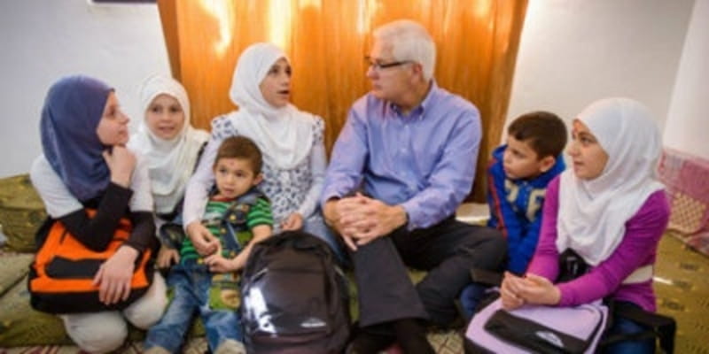 World Vision to Recognize Employees' Same-Sex Marriages